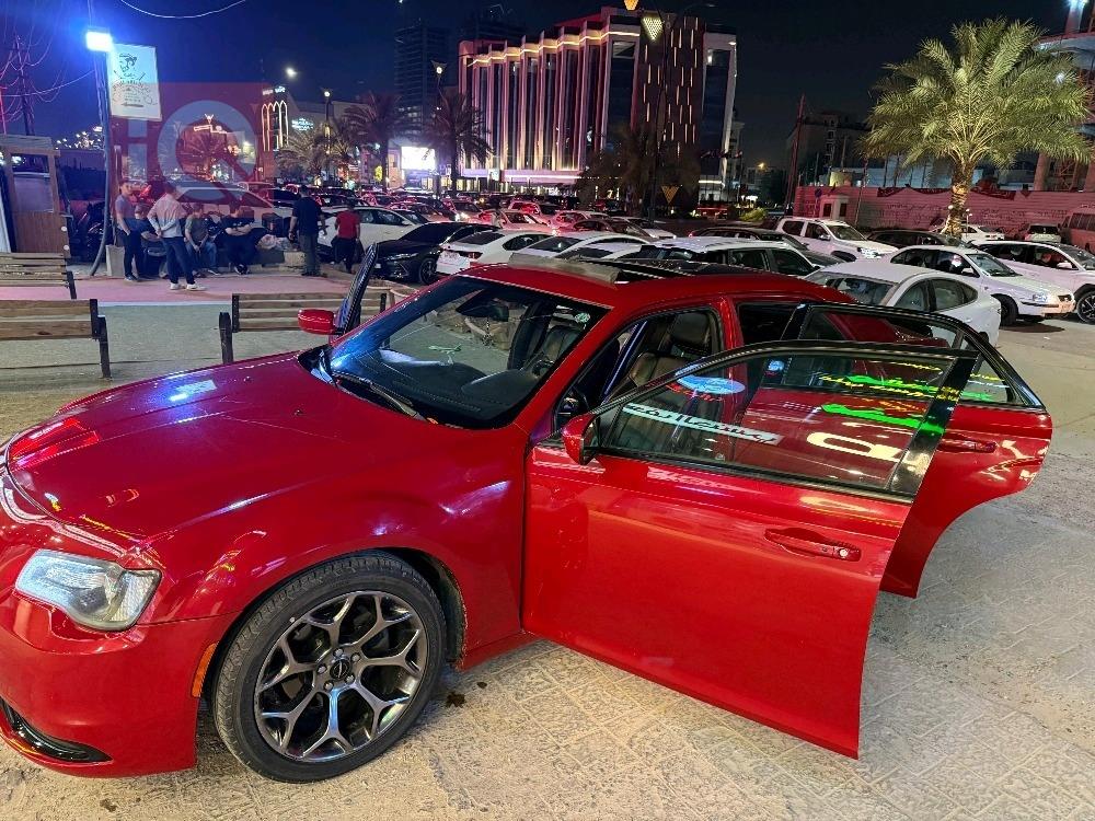 كرايسلر 300